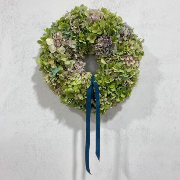 Taller de Coronas de Hortensias – Aprende a crear Coronas florales - Imagen 2