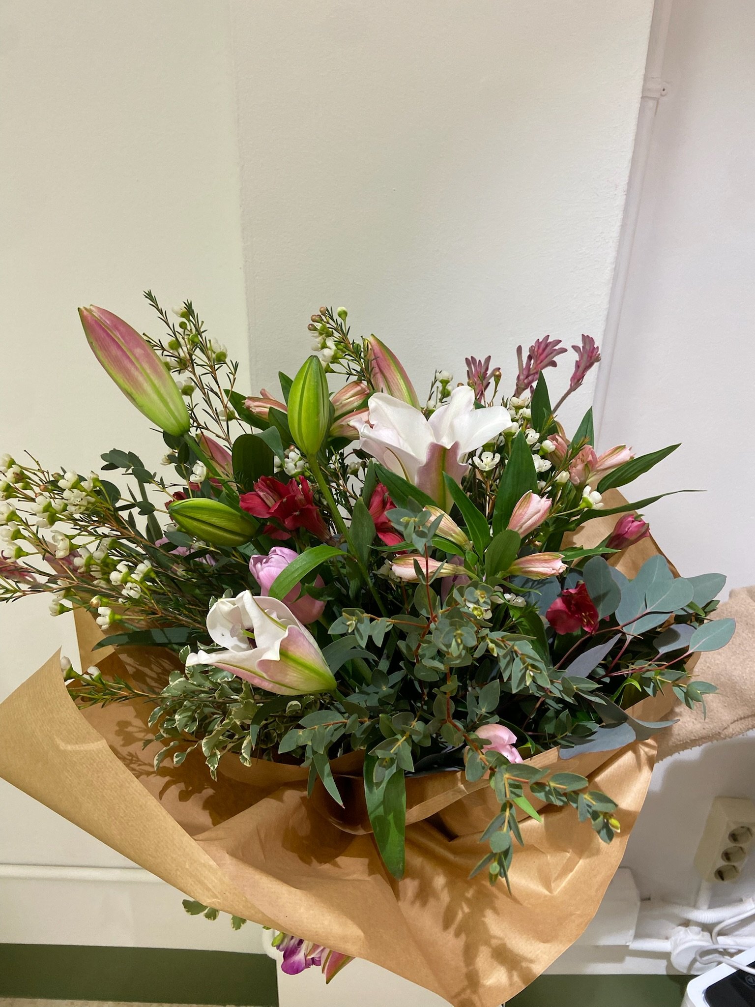 Taller de Ramos Florales – Aprende a crear tus propios arreglos con flores - L' Era Atelier Floral Taller de Ramos Florales – Aprende a crear tus propios arreglos con flores